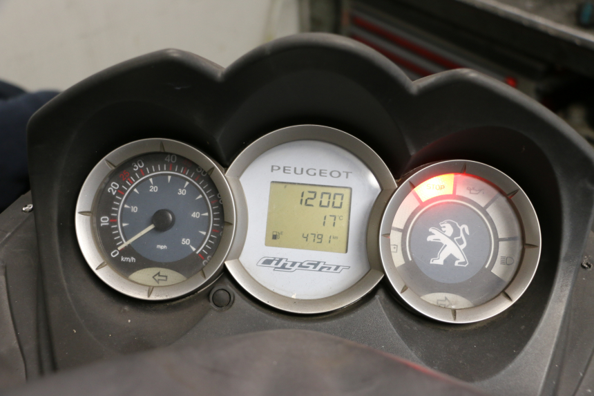 photo de TACHOMETER PEUGEOT CITYSTAR 50 (2013 - 2017) - Technische Nahaufnahme