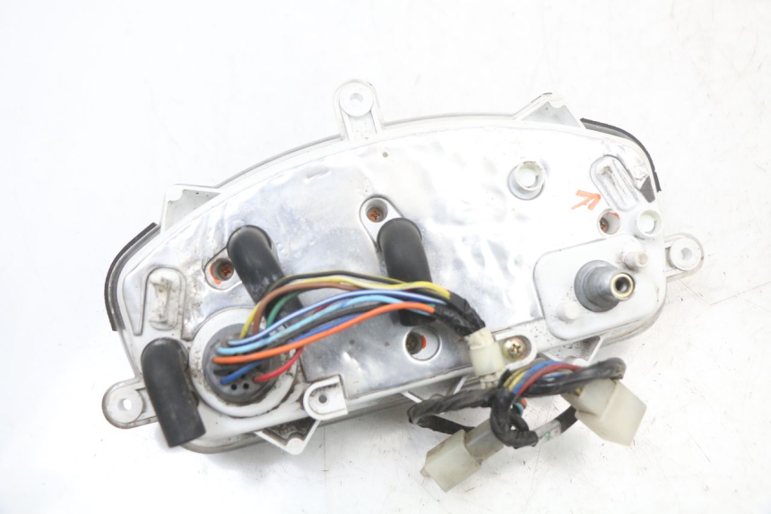 photo de TACHOMETER KYMCO DINK 4T 50 (2007 - 2018) - Details der Befestigungspunkte