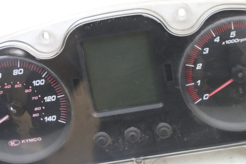 photo de TACHOMETER KYMCO DINK STREET 125 (2009 - 2014) - Alternative Perspektive