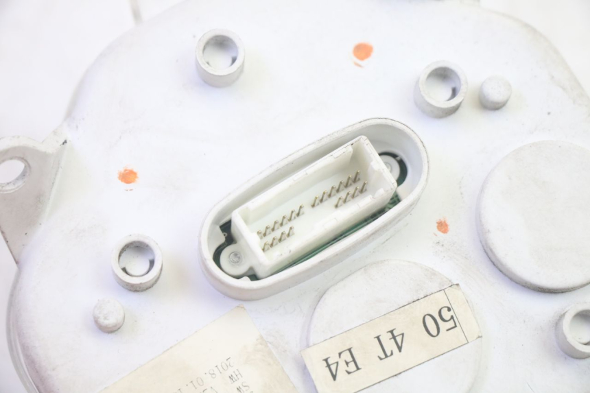 photo de TACHOMETER PEUGEOT DJANGO 4T 50 (2014 - 2019) - Oberflächenzustand und Material