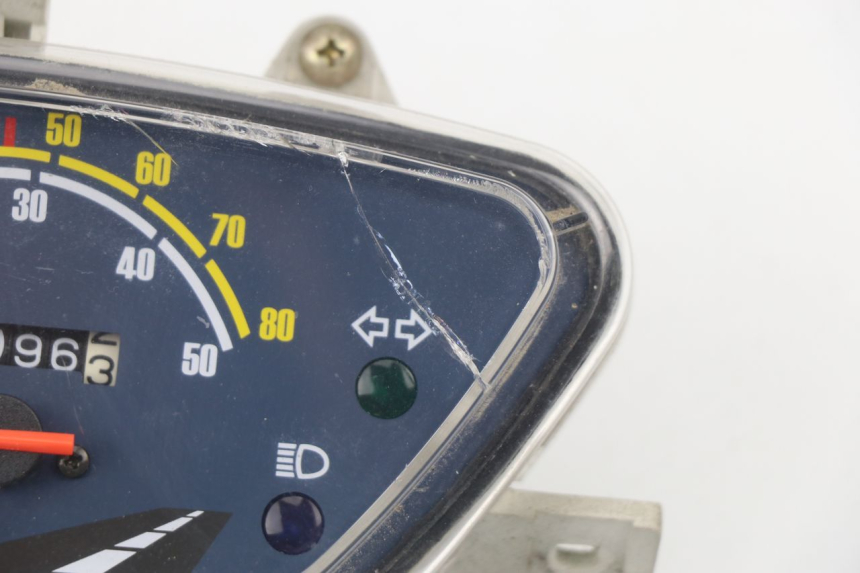 photo de TACHOMETER  SACHS EAGLE 50 (2007 - 2010) - Zoom auf Komponenten