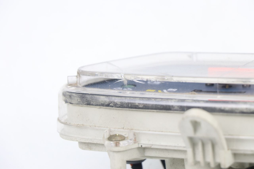 photo de TACHOMETER  SACHS EAGLE 50 (2007 - 2010) - Oberflächenzustand und Material