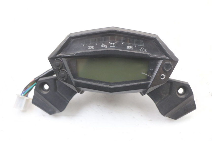 photo de TACHOMETER  EBROH BRAVO GLE 1 (2020 - 2024) - Hauptansicht