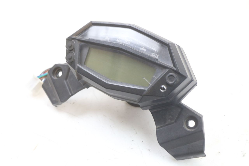 photo de TACHOMETER  EBROH BRAVO GLE 1 (2020 - 2024) - Technische Nahaufnahme