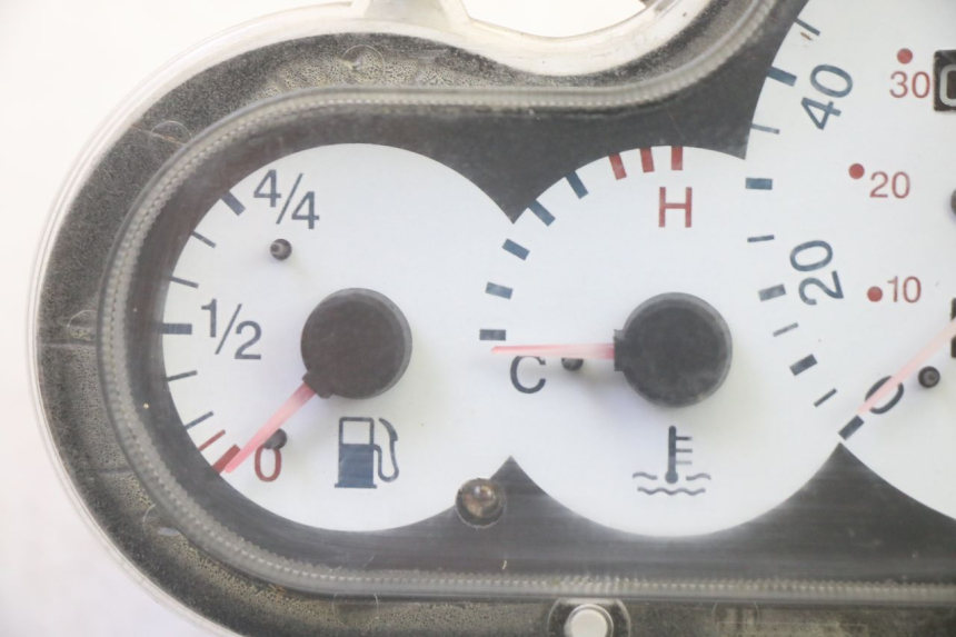 photo de TACHOMETER  PEUGEOT ELYSEO 125 (1999 - 2004) - Detailansicht des Bauteils