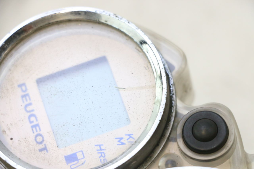 photo de TACHOMETER PEUGEOT ELYSTAR 50 (2002 - 2014) - Zoom auf Komponenten