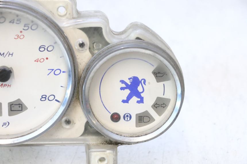 photo de TACHOMETER PEUGEOT ELYSTAR 50 (2002 - 2014) - Weitere Ansicht des Artikels