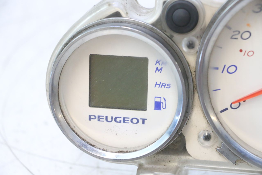 photo de TACHOMETER PEUGEOT ELYSTAR 50 (2002 - 2014) - Charakteristische Merkmale