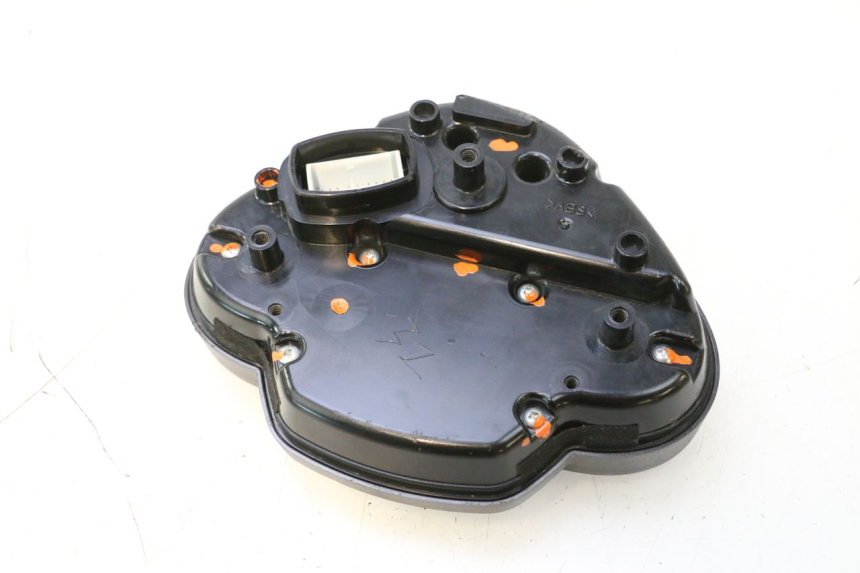 photo de TACHOMETER  KAWASAKI ER-6 ER6 N 650 (2005 - 2009) - Oberflächenzustand und Material