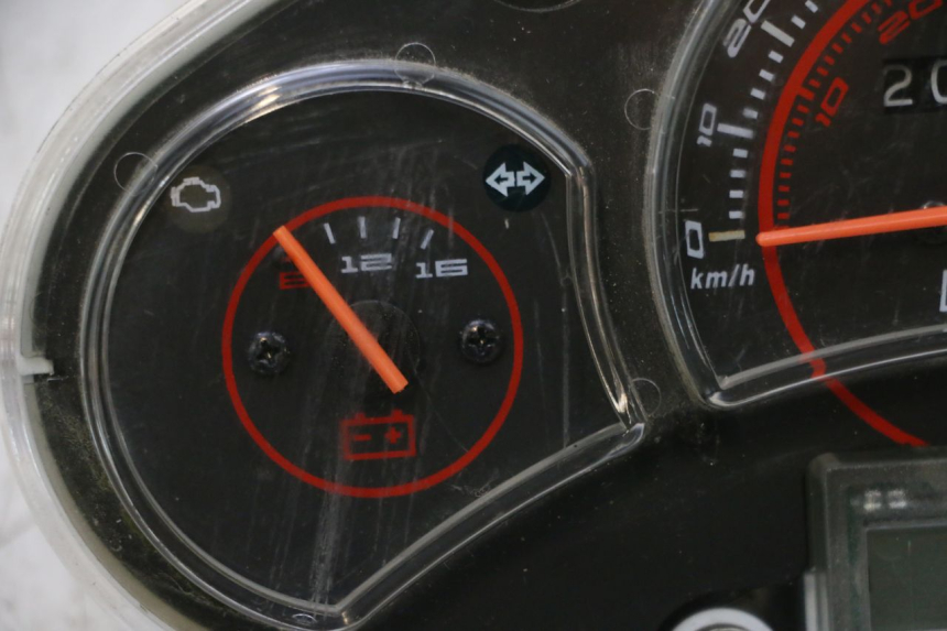 photo de TACHOMETER KEEWAY F-ACT FACT EVO 50 (2020 - 2026) - Zoom auf Komponenten