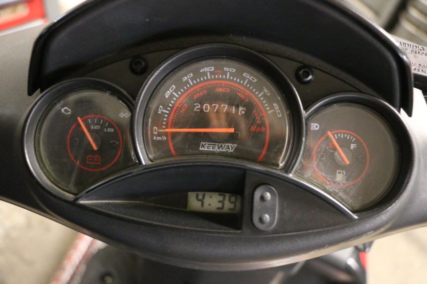 photo de TACHOMETER KEEWAY F-ACT FACT EVO 50 (2020 - 2026) - Zoom auf Gebrauchszustand