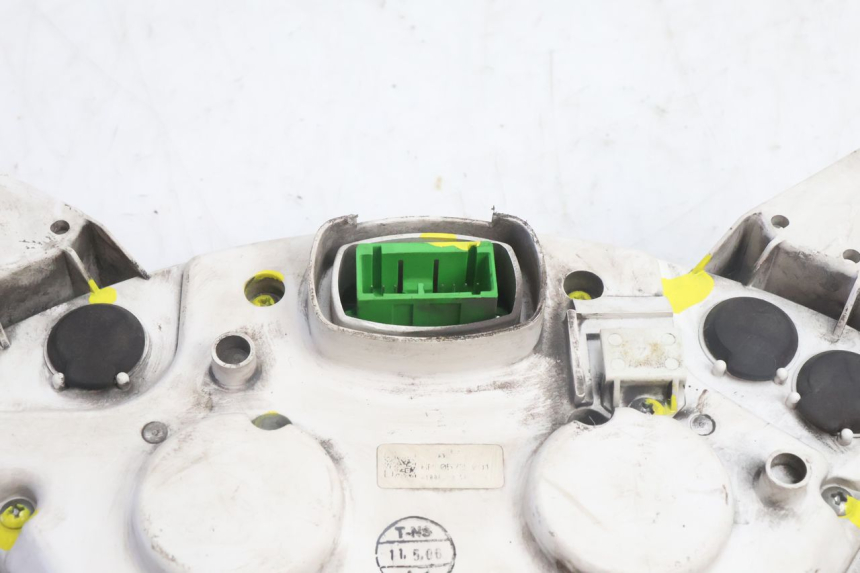 photo de TACHOMETER HONDA FES PANTHEON 125 (2003 - 2007) - Charakteristische Merkmale