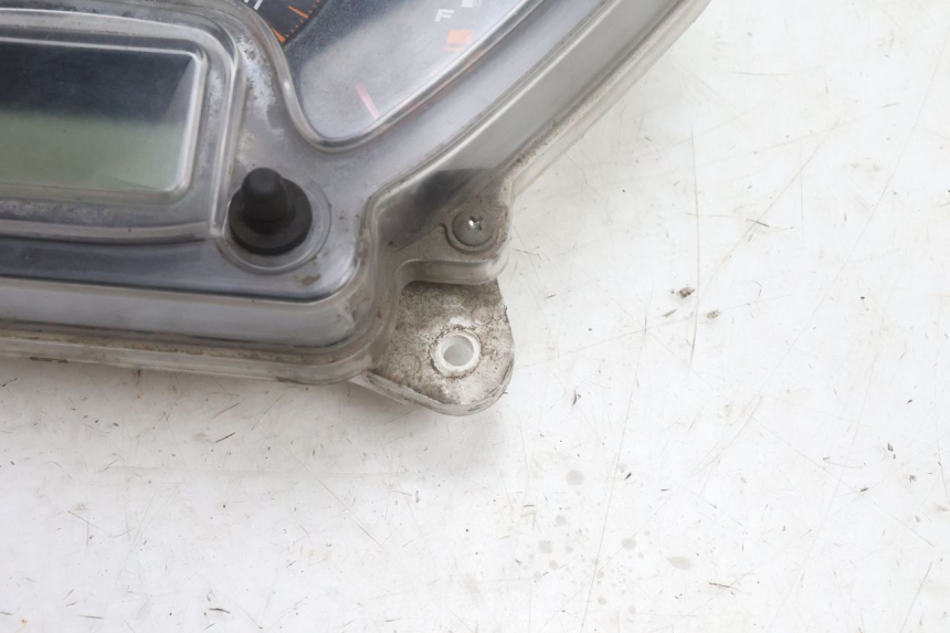 photo de TACHOMETER HONDA FES PANTHEON 125 (2003 - 2007) - Oberflächenzustand und Material