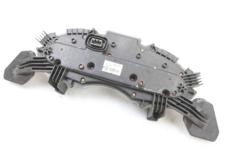 photo de TACHOMETER HONDA FES S-WING SWING ABS 125 (2007 - 2015) - Oberflächenzustand und Material