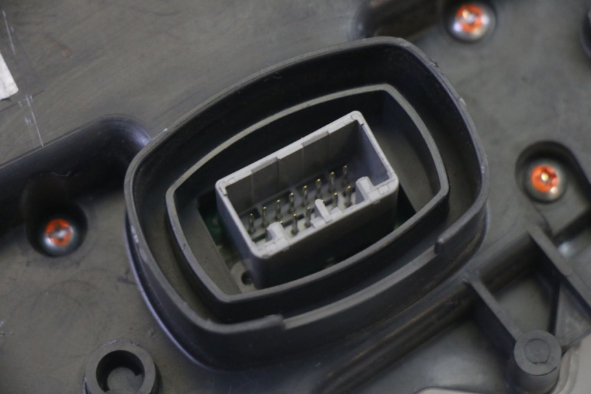 photo de TACHOMETER HONDA FES S-WING SWING ABS 125 (2007 - 2015) - Zoom auf Komponenten