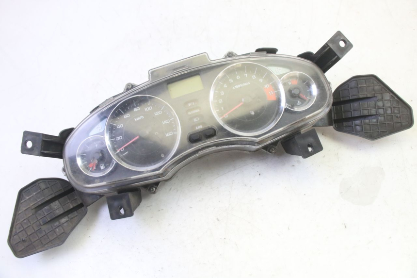 photo de TACHOMETER HONDA FES S-WING SWING ABS 125 (2007 - 2015) - Hauptansicht