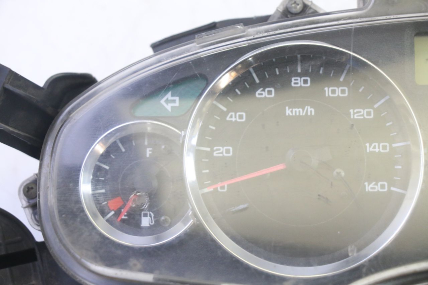 photo de TACHOMETER HONDA FES S-WING SWING ABS 125 (2007 - 2015) - Detailansicht des Bauteils
