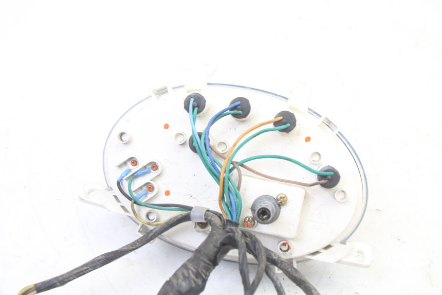 photo de TACHOMETER  SYM FIDDLE 125 (2008 - 2010) - Oberflächenzustand und Material