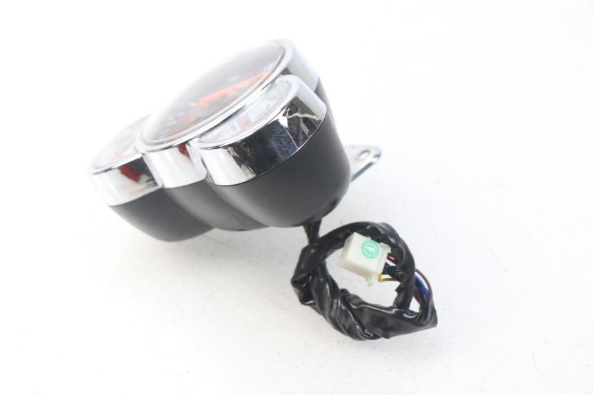 photo de TACHOMETER  EUROCKA FIFTY 50 (2013 - 2022) - Details der Befestigungspunkte