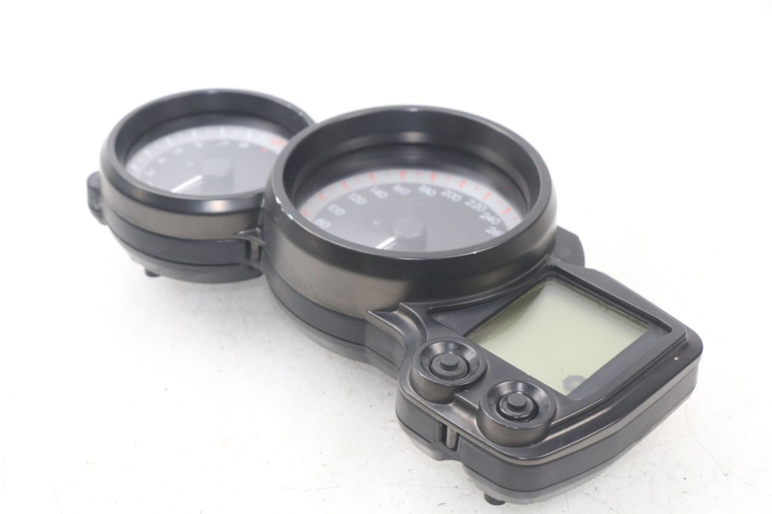 photo de TACHOMETER YAMAHA FJR ABS 1300 (2006 - 2012) - Details der Befestigungspunkte
