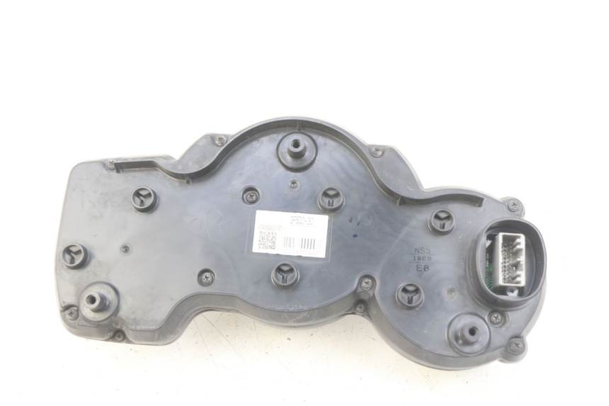photo de TACHOMETER YAMAHA FJR ABS 1300 (2006 - 2012) - Alternative Perspektive