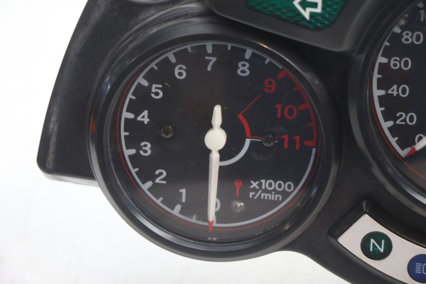 photo de TACHOMETER  YAMAHA FJR 1300 (2001 - 2005) - Detailansicht des Bauteils