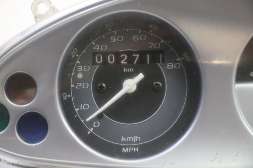 photo de TACHOMETER PIAGGIO FLY 2T 50 (2004 - 2017) - Zoom auf Gebrauchszustand