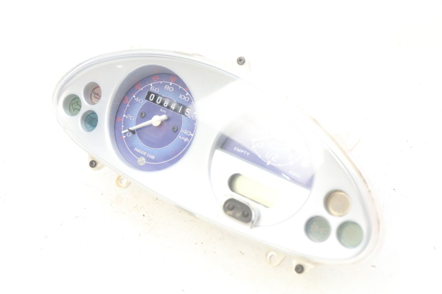 photo de TACHOMETER  PIAGGIO FLY 100 (2006 - 2010) - Oberflächenzustand und Material