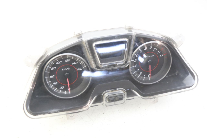 photo de TACHOMETER HONDA FORZA 125 (2015 - 2016) - Detaillierte Sichtprüfung