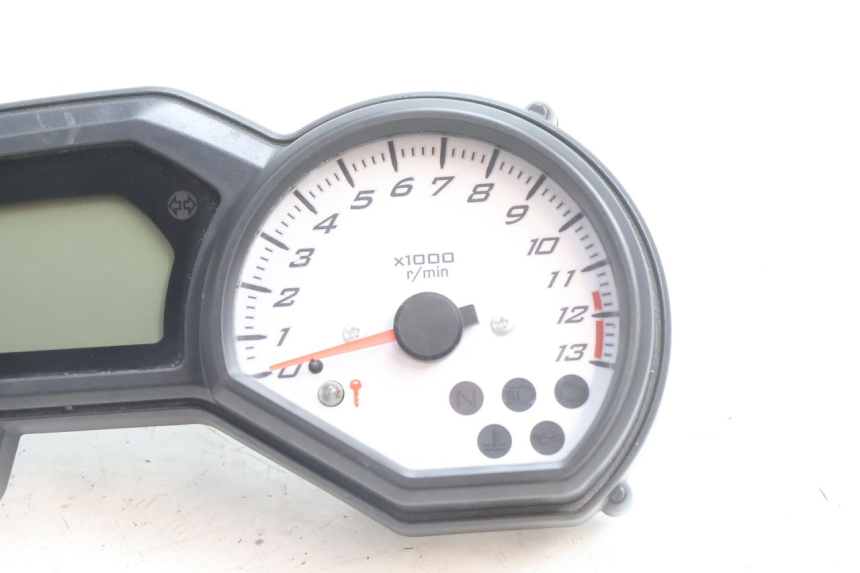 photo de TACHOMETER  YAMAHA FZ8 800 (2010 - 2016) - Zoom auf Gebrauchszustand