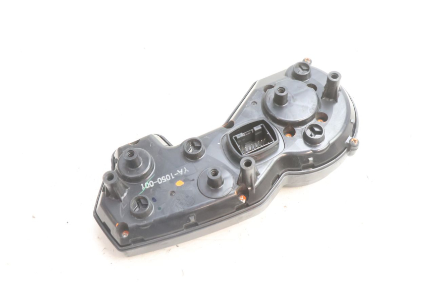photo de TACHOMETER  YAMAHA FZ8 800 (2010 - 2016) - Details der Befestigungspunkte