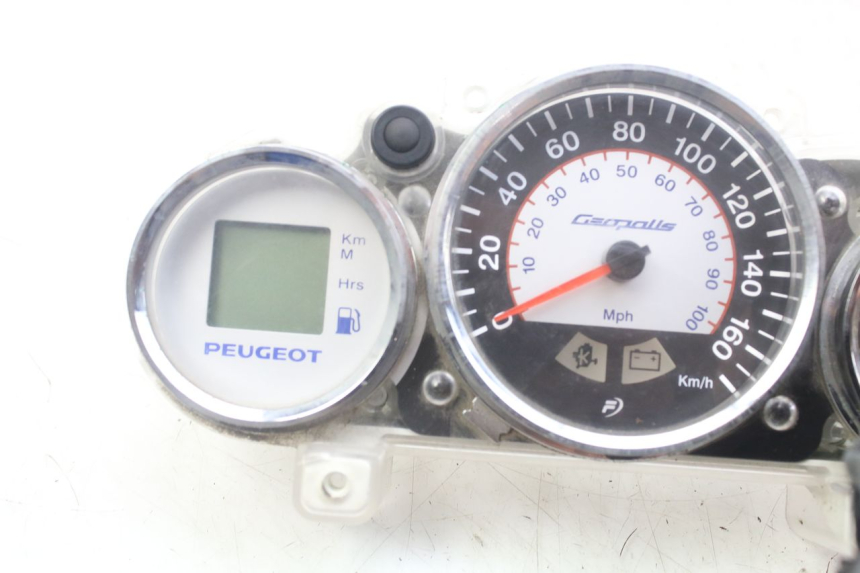 photo de TACHOMETER  PEUGEOT GEOPOLIS RS 125 (2007 - 2009) - Oberflächenzustand und Material