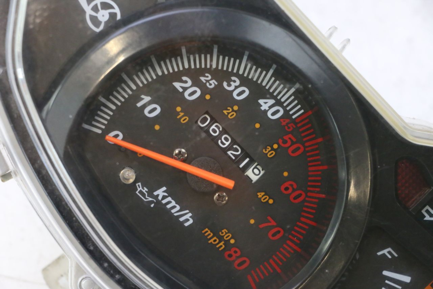 photo de TACHOMETER  VASTRO GP 2T 50 (2013 - 2017) - Detailansicht des Bauteils