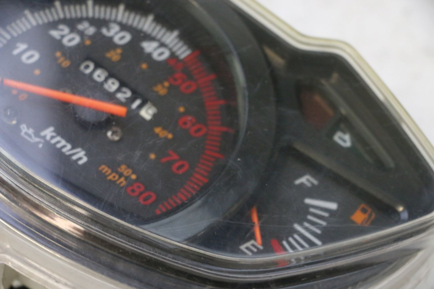 photo de TACHOMETER  VASTRO GP 2T 50 (2013 - 2017) - Gesamtansicht des Produkts