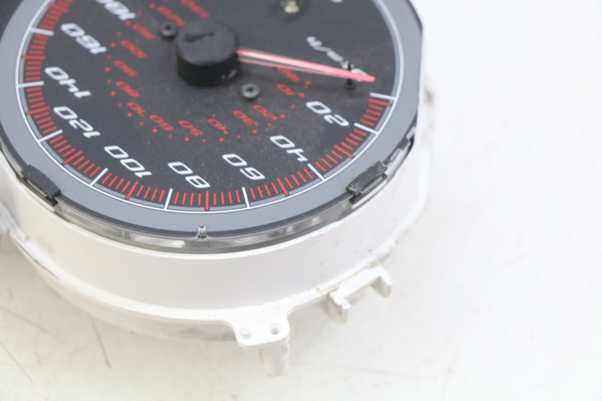photo de TACHOMETER GILERA GP 800 (2007 - 2013) - Alternative Perspektive