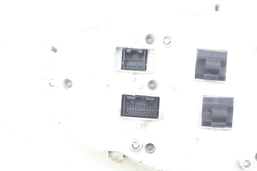 photo de TACHOMETER GILERA GP 800 (2007 - 2013) - Oberflächenzustand und Material