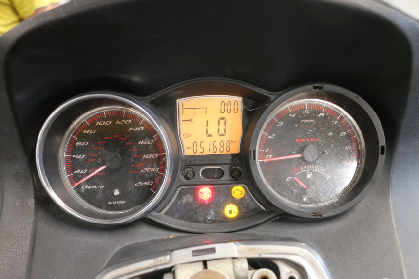 photo de TACHOMETER GILERA GP 800 (2007 - 2013) - Detailansicht des Bauteils