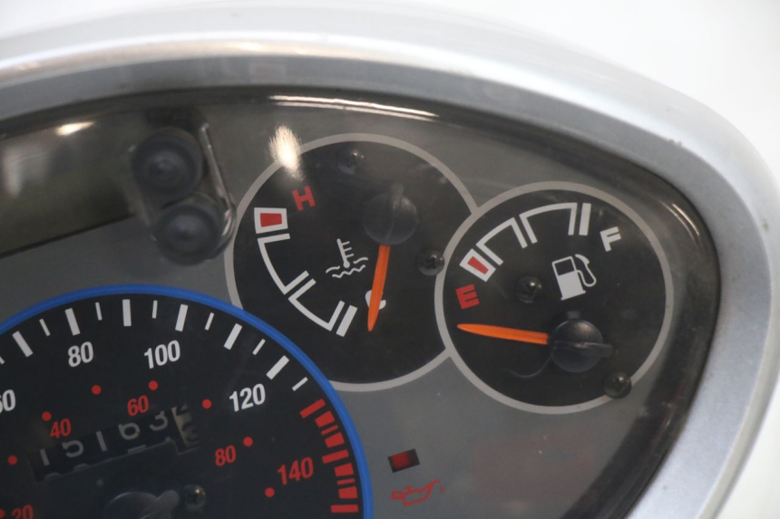 photo de TACHOMETER  KYMCO GRAND DINK 125 (2008 - 2014) - Technische Nahaufnahme