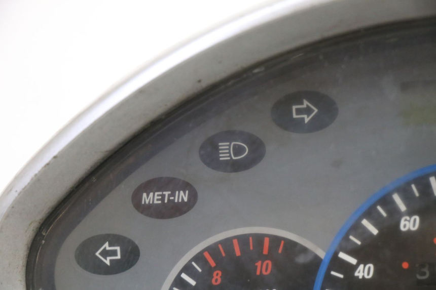 photo de TACHOMETER  KYMCO GRAND DINK 125 (2008 - 2014) - Zoom auf Gebrauchszustand