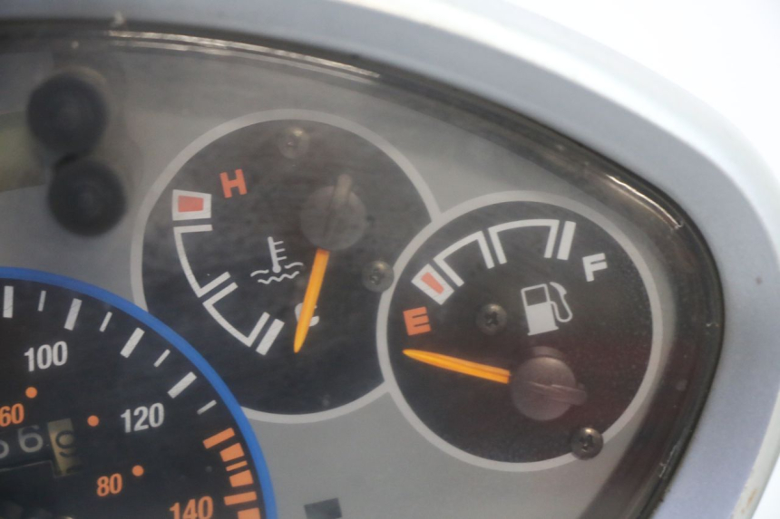 photo de TACHOMETER  KYMCO GRAND DINK 125 (2002 - 2007) - Alternative Perspektive