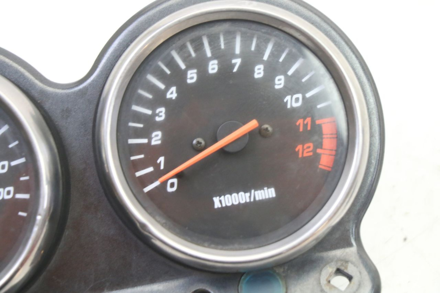 photo de TACHOMETER  SUZUKI GS GSE 500 (2001 - 2003) - Zoom auf Gebrauchszustand
