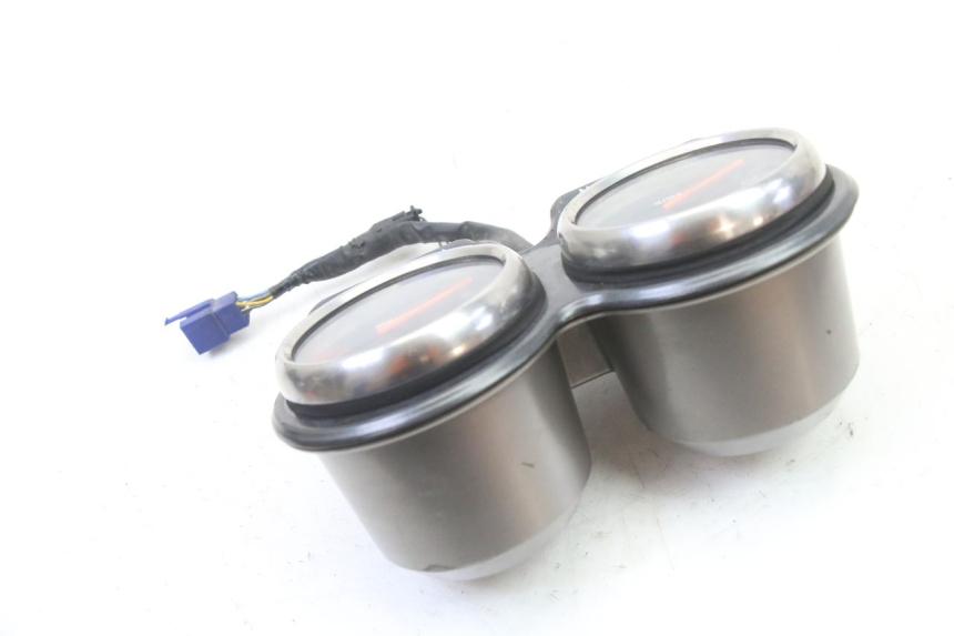 photo de TACHOMETER  SUZUKI GS GSE 500 (2001 - 2003) - Details der Befestigungspunkte