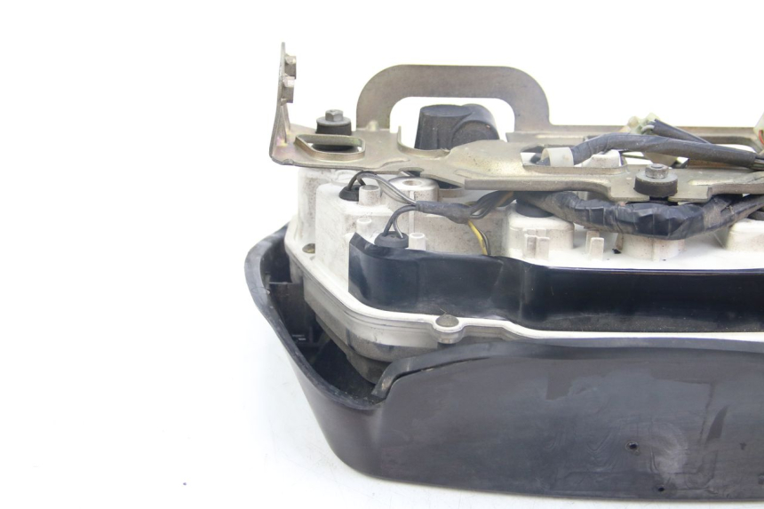 photo de TACHOMETER SUZUKI GSX-F GSX  F 1100 (1988 - 1994) - Weitere Ansicht des Artikels