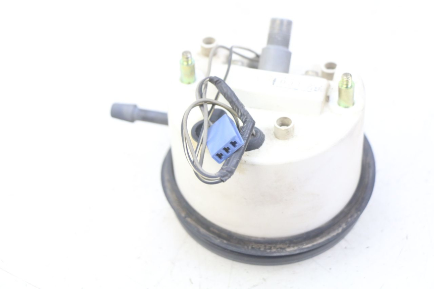 photo de TACHOMETER  SUZUKI GSX F GSXF 750 (1988 - 1998) - Zoom auf Gebrauchszustand