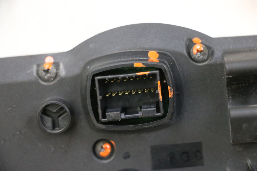 photo de TACHOMETER  SUZUKI GSXR GSX-R 1000 (2003 - 2004) - Detailansicht des Bauteils