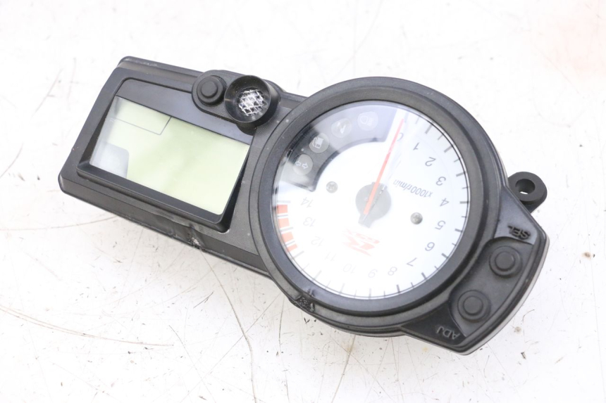photo de TACHOMETER  SUZUKI GSXR GSX-R 1000 (2003 - 2004) - Charakteristische Merkmale