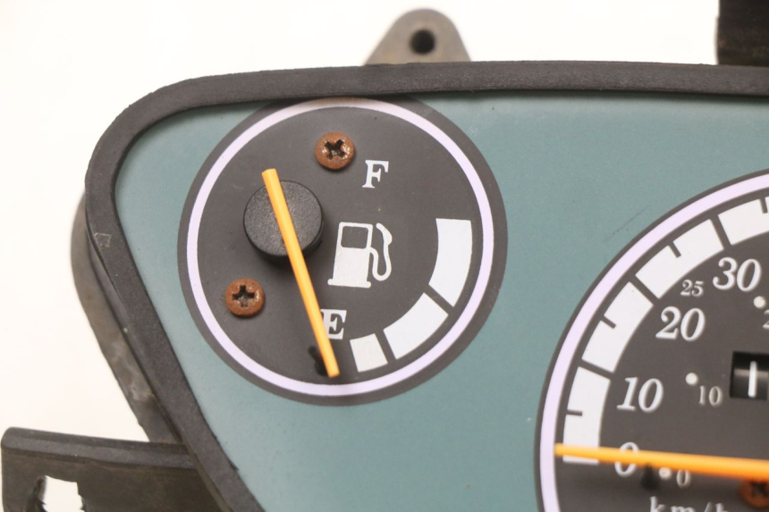 photo de TACHOMETER  EUROCKA GTR 50 (2007 - 2017) - Alternative Perspektive