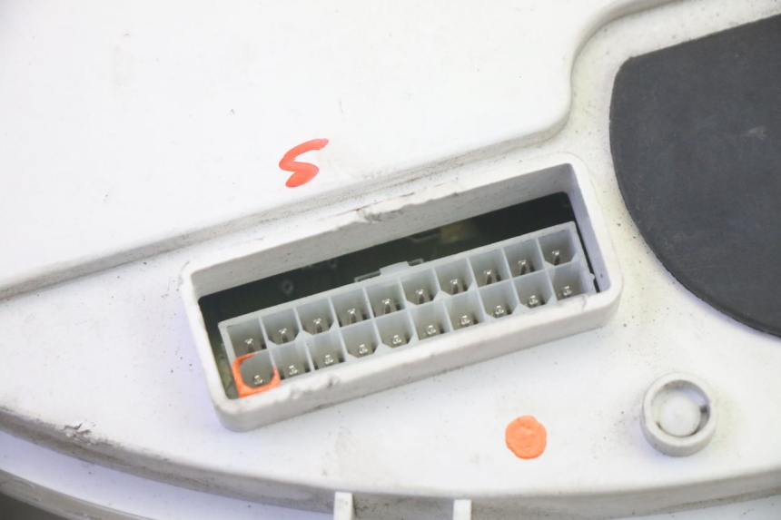 photo de TACHOMETER  SYM GTS EVO 125 (2009 - 2013) - Charakteristische Merkmale