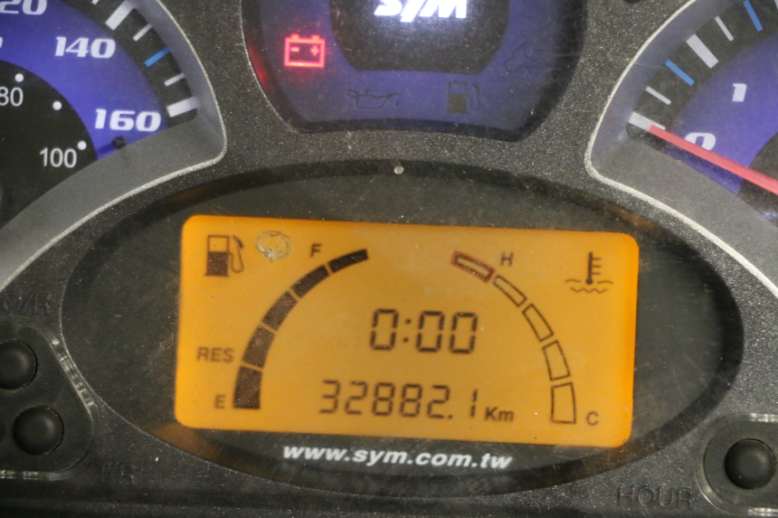 photo de TACHOMETER  SYM GTS EVO 125 (2009 - 2013) - Technische Nahaufnahme