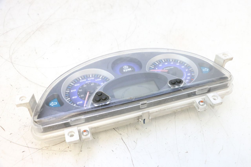 photo de TACHOMETER  SYM GTS EVO 125 (2009 - 2013) - Oberflächenzustand und Material